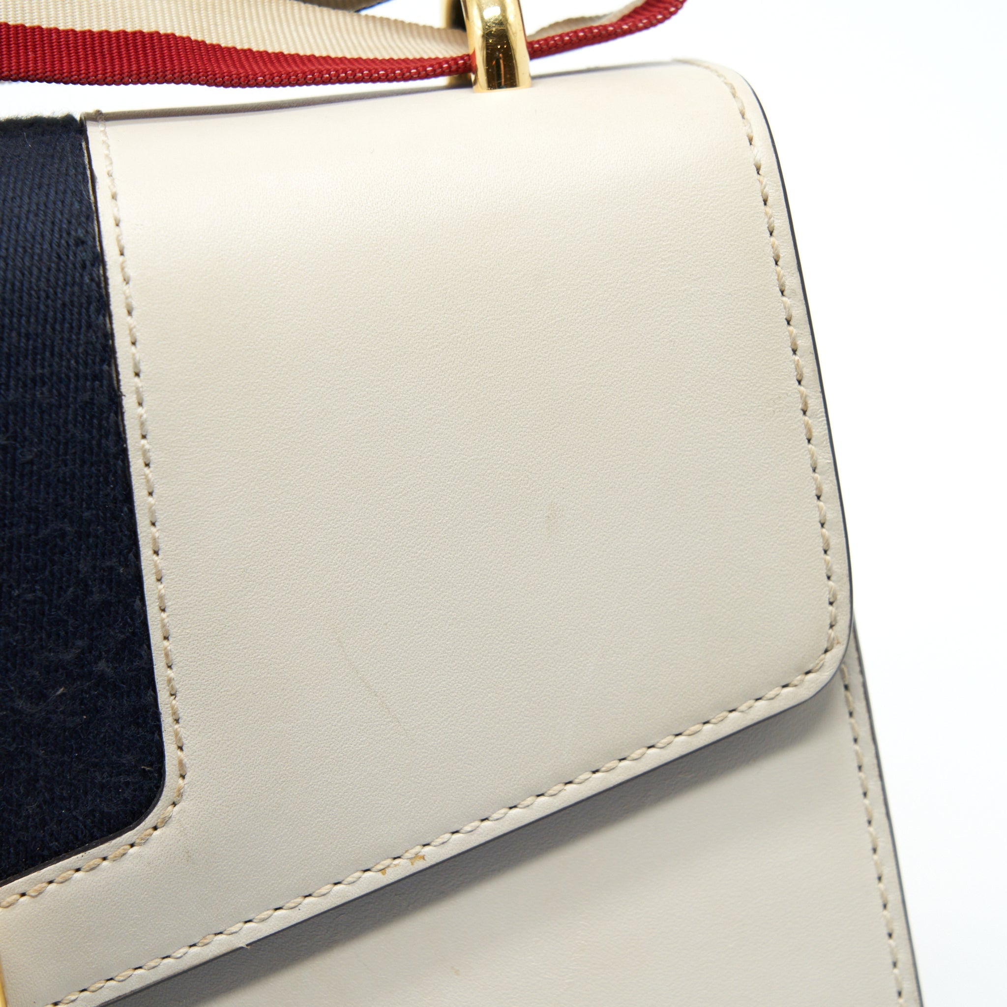 GUCCI SMALL SYLVIE SHOULDER BAG WHITE GHW