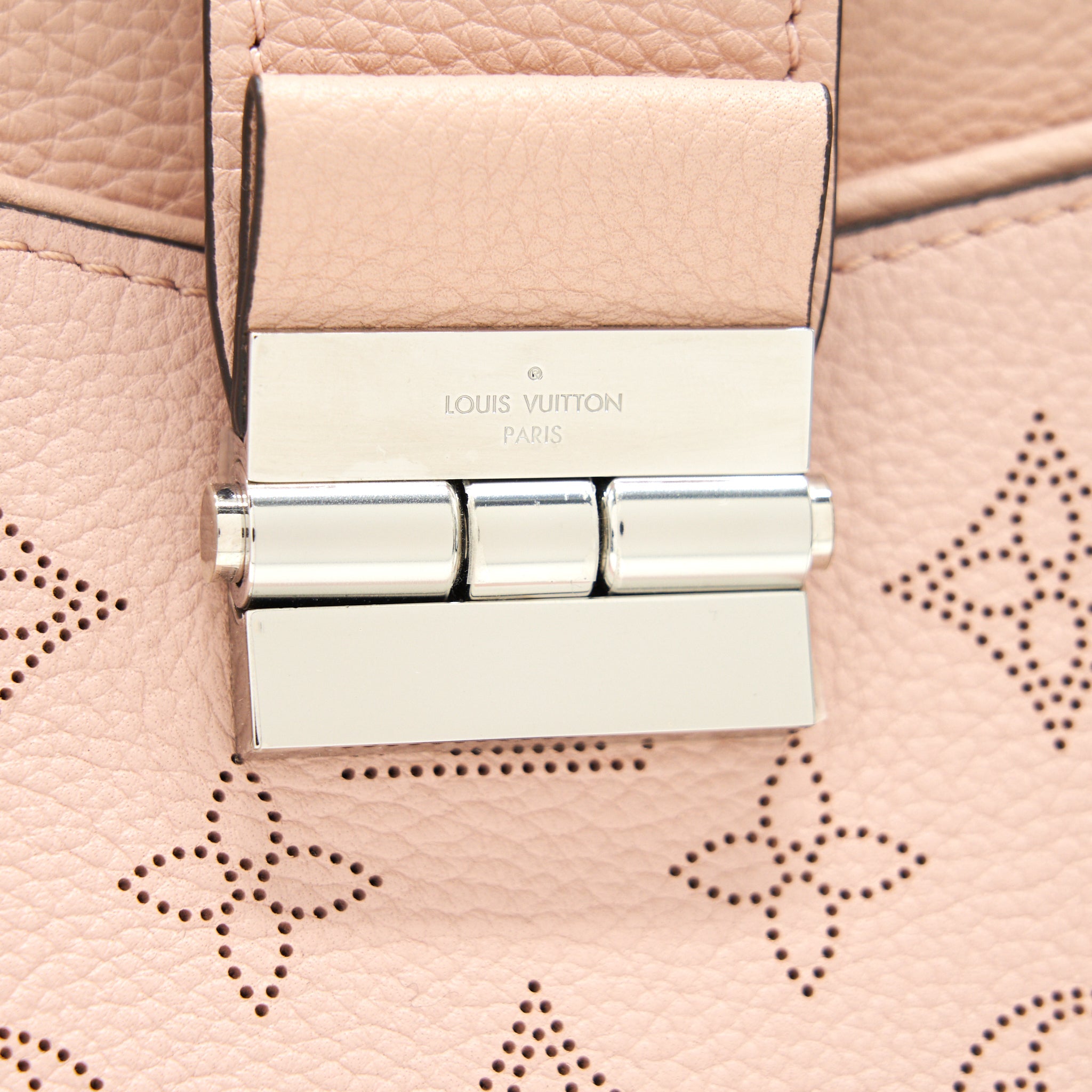 LOUIS VUITTON SEVRES MAHINA MAGNOLIA TOTE BAG PINK
