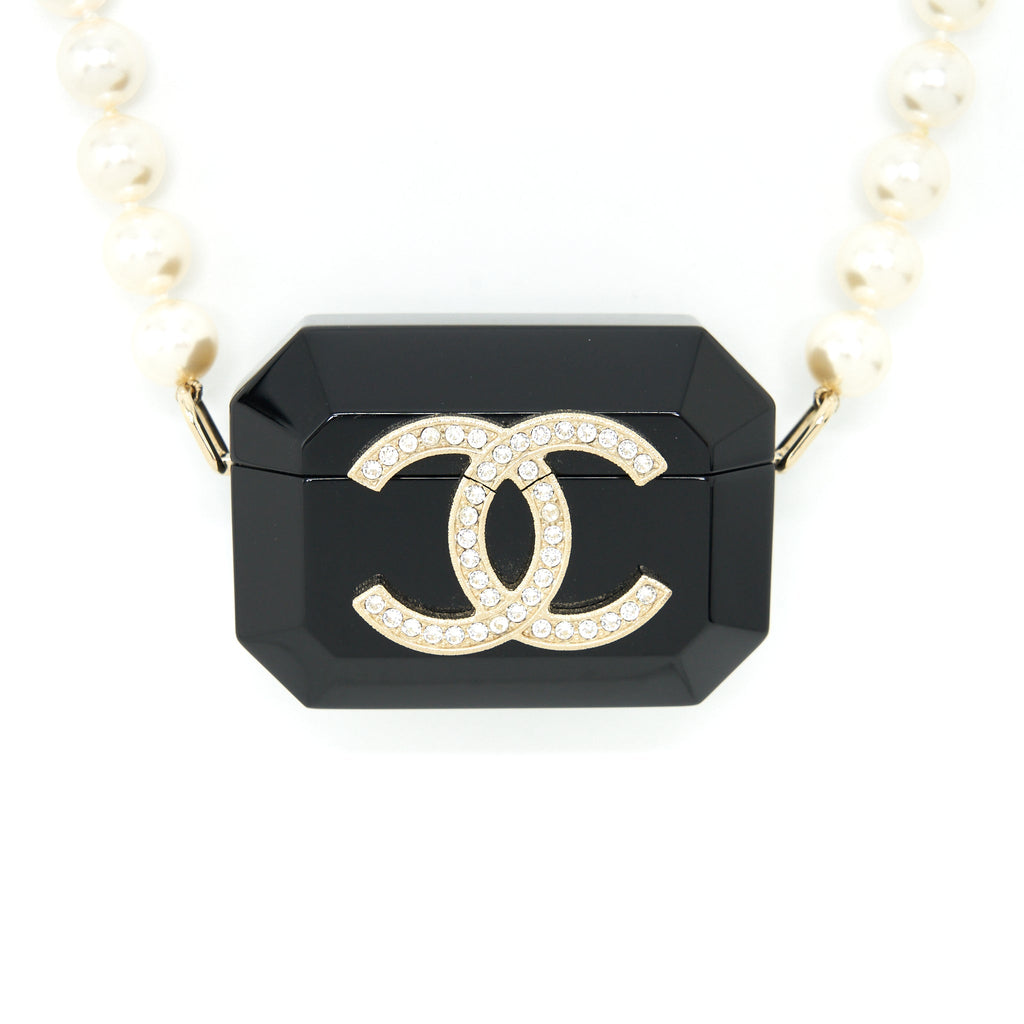 CHANEL AIRPODS CASE WITH PEARL CHAIN BLACK LGHW