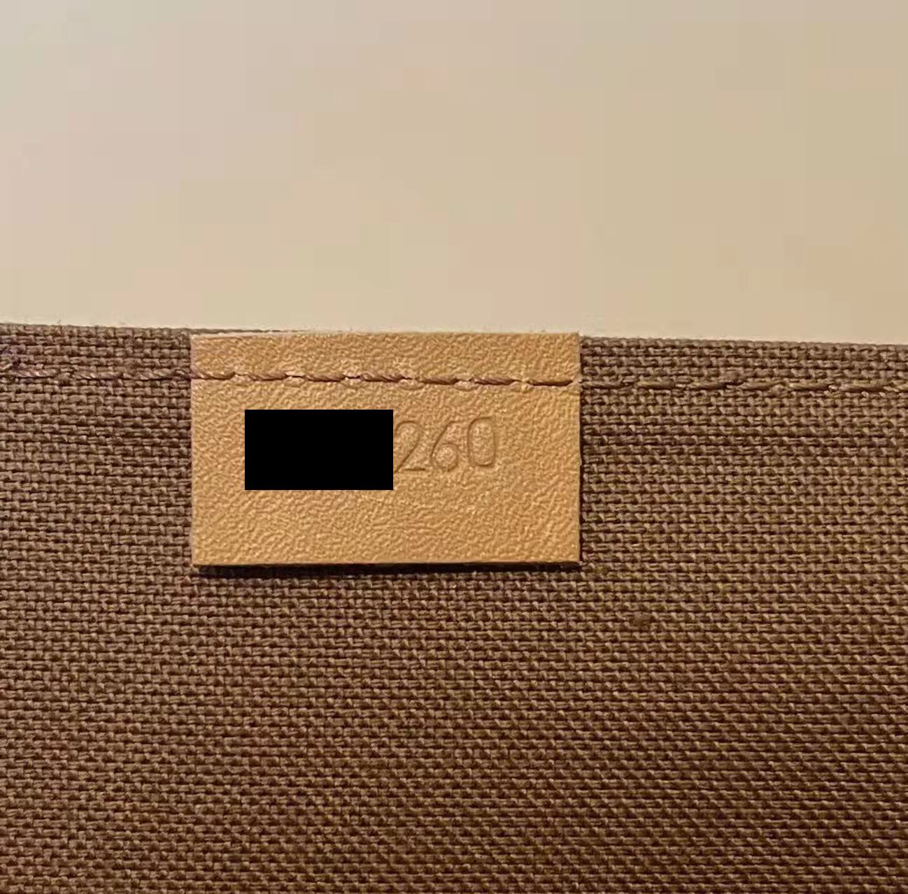 LOUIS VUITTON PETIT SAC PLAT IN MONOGRAM