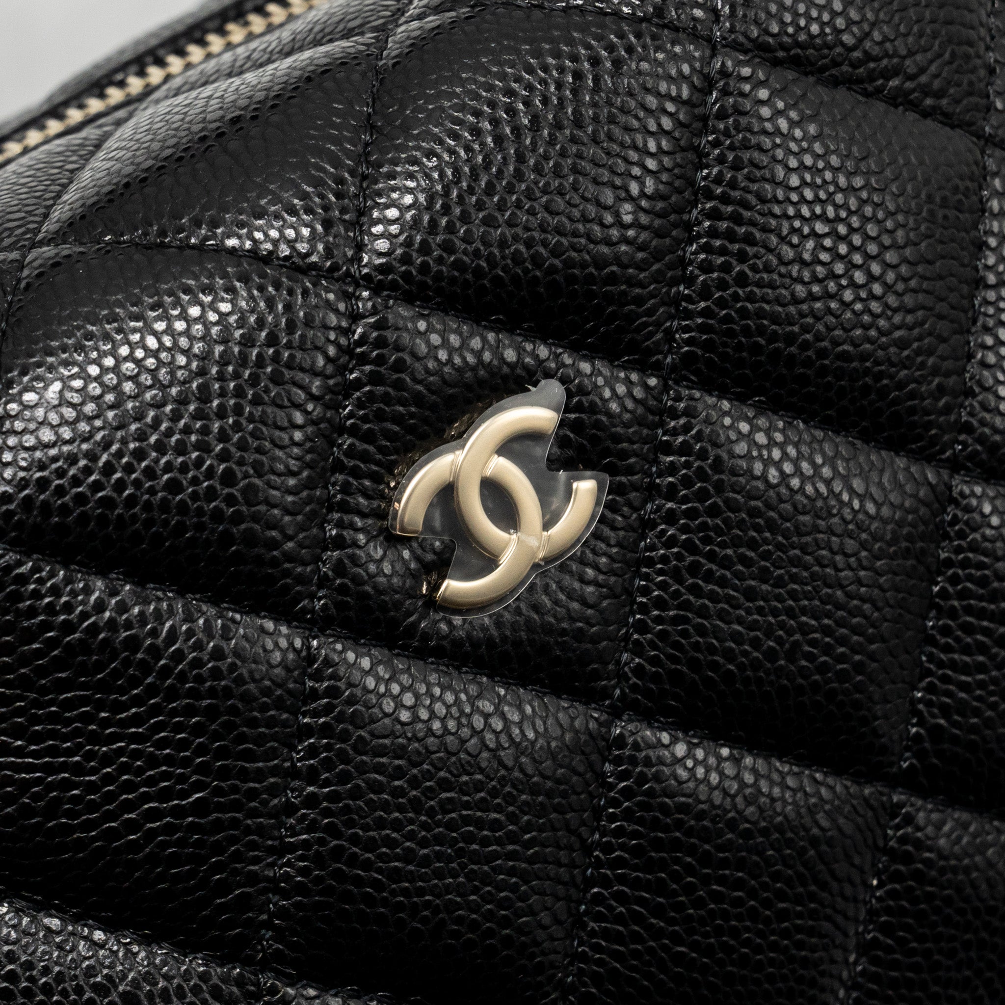 CHANEL 25C QUILTED HOBO BAG CAVIAR BLACK GHW (MICROCHIP)