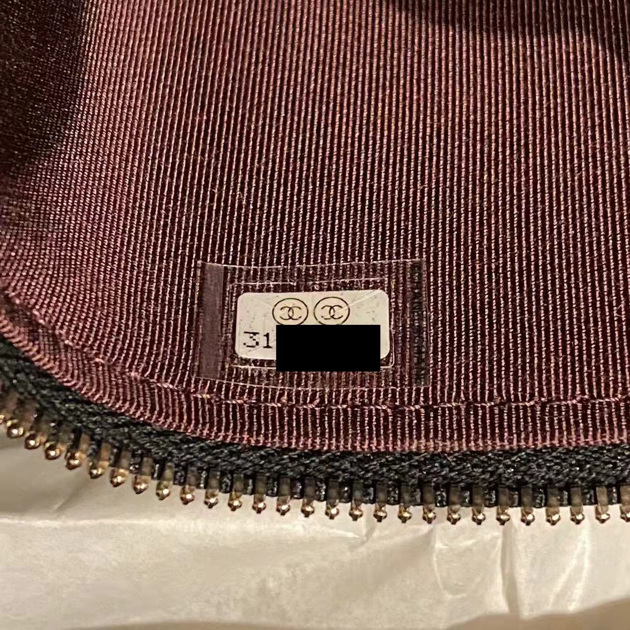 CHANEL 22C MINI VANITY WITH CHAIN BLACK CAVIAR LGHW