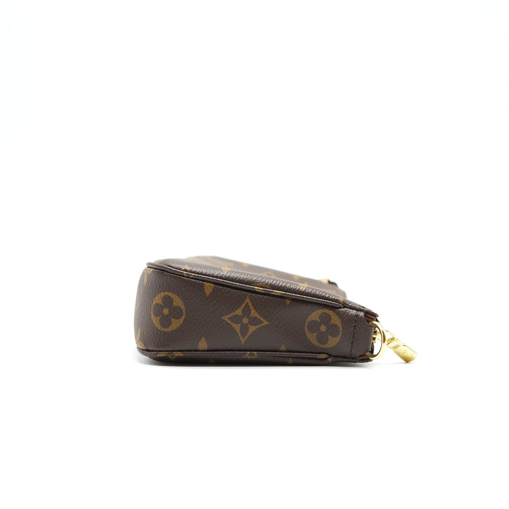 LOUIS VUITTON POCHETTE ACCESSORY MONOGRAM CANVAS YEAR 2022