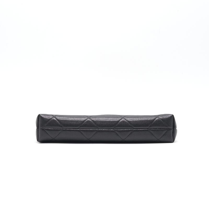 CHANEL CLUTCH BLACK GHW