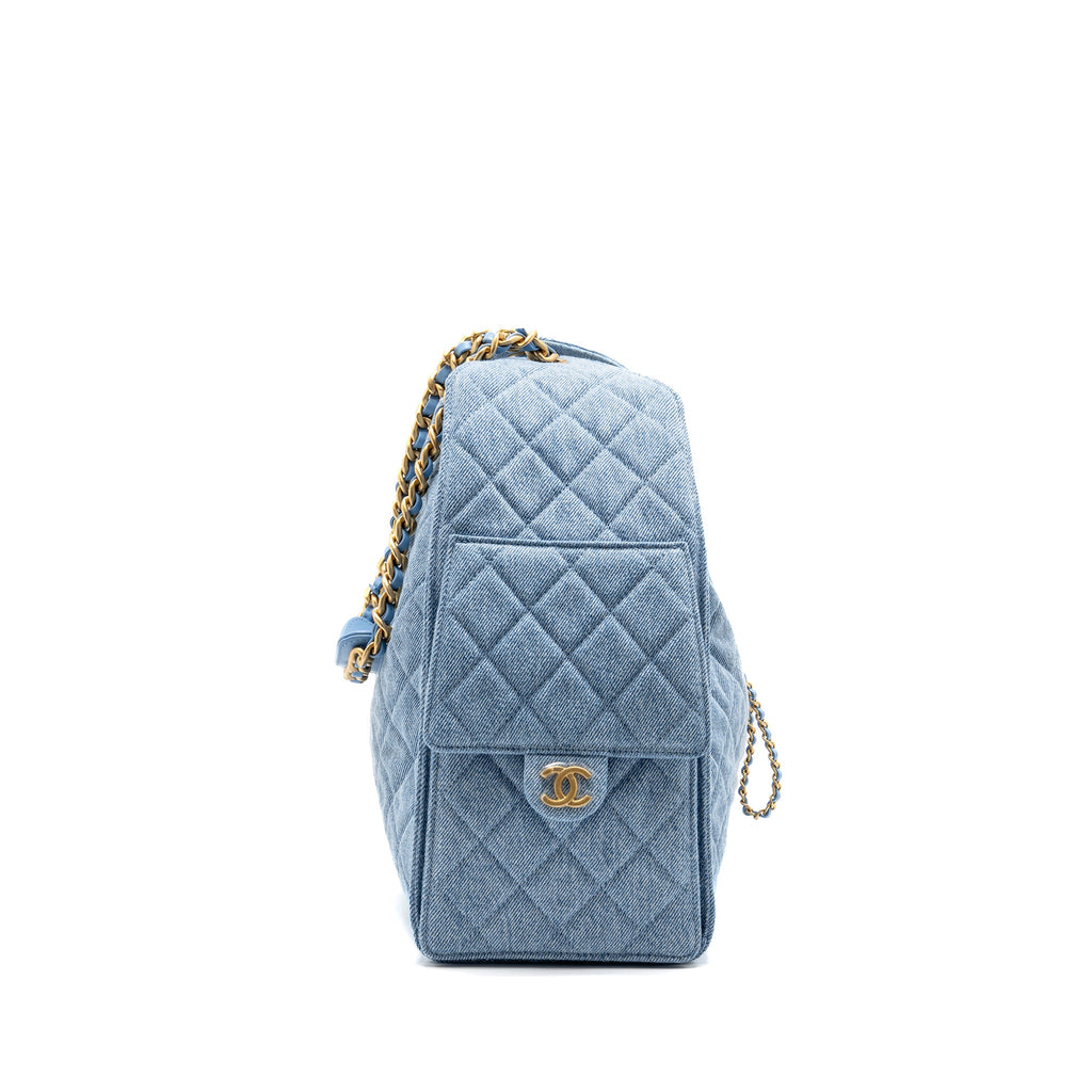 CHANEL 25 MEDIUM HANDBAG WASHED DENIM BLUE GHW (MICROCHIP)