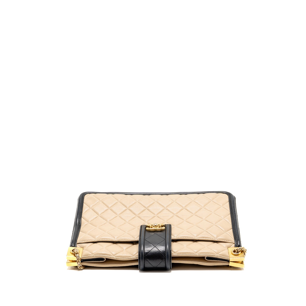 CHANEL ELEGANT CC TOTE QUILTED LAMBSKIN BEIGE/BLACK GHW