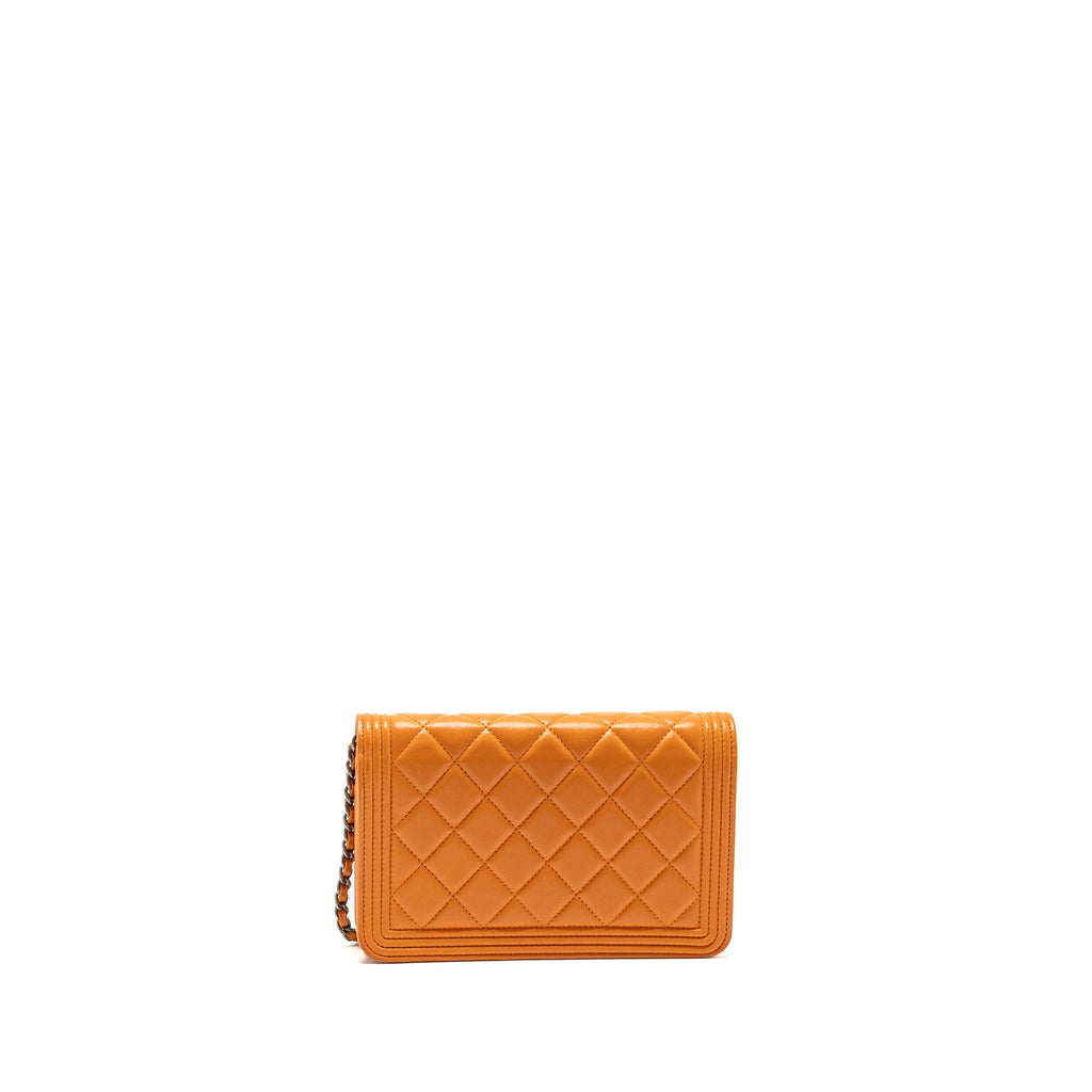 CHANEL BOY WALLET ON CHAIN LAMBSKIN ORANGE RUTHENIUM SILVER HARDWARE