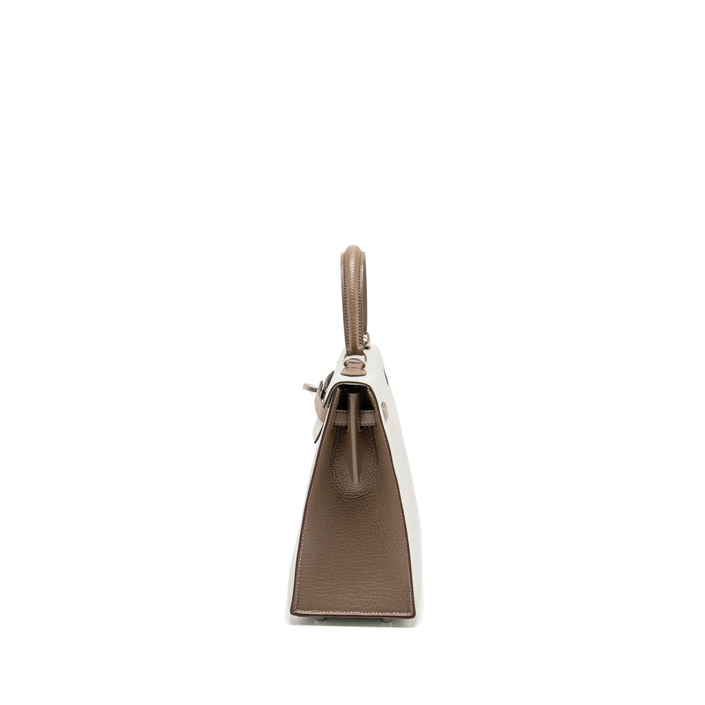 HERMES KELLY 25 SPECIAL ORDER CHÈVRE MYSORE GRIS PERLE/ETOUPE BRUSHED SHW