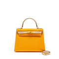 HERMES KELLY 28 SPECIAL ORDER EPSOM JAUNE D’OR/CRAIE BRUSHED GHW