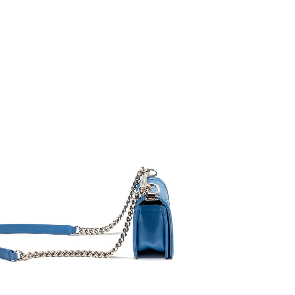 CHANEL SMALL BOY BAG CALFSKIN BLUE SHW