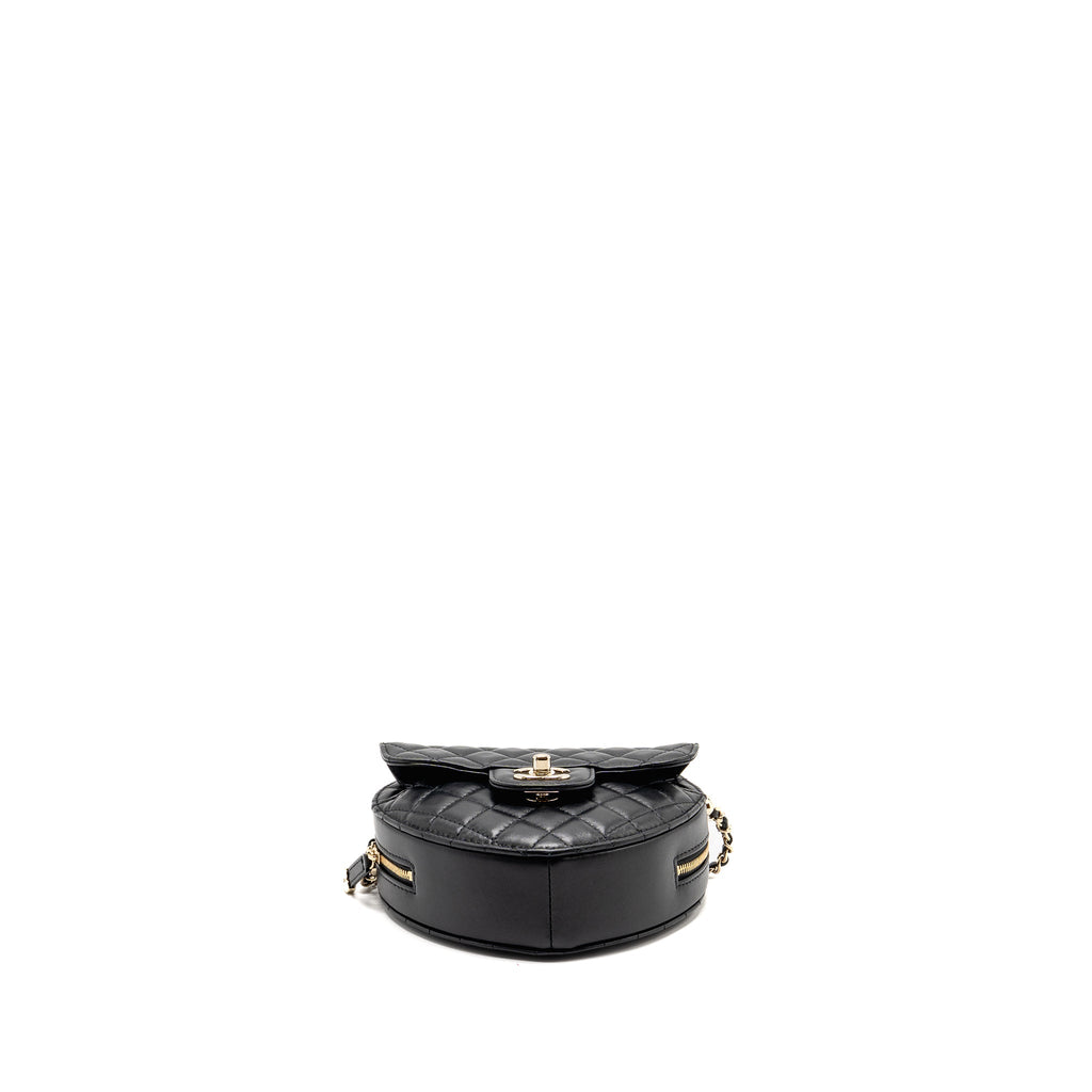CHANEL 22S HEART BAG LAMBSKIN BLACK LGHW (MICROCHIP)