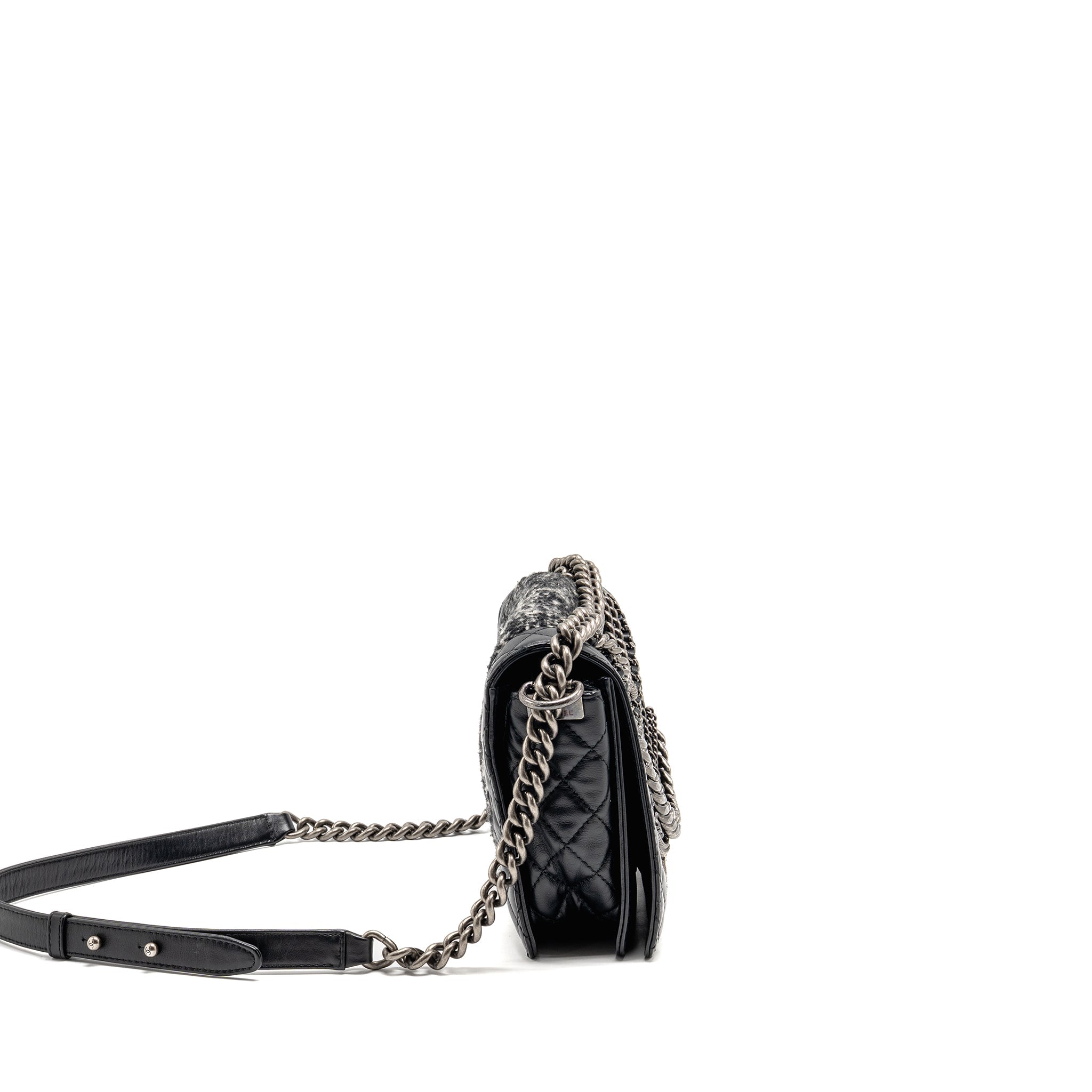 CHANEL MULTI CHAIN BOY BAG CALFSKIN/TWEED BLACK SHW