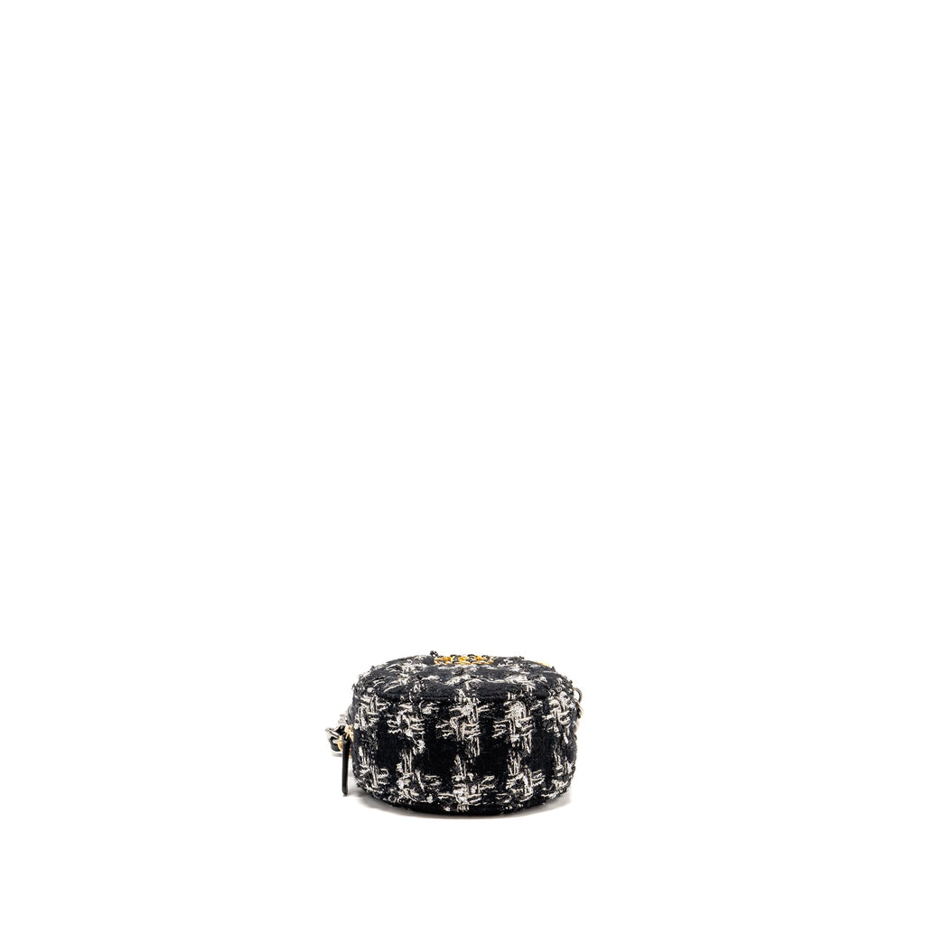 CHANEL 19 ROUND CLUTCH WITH CHAIN TWEED MULTICOLOUR GHW