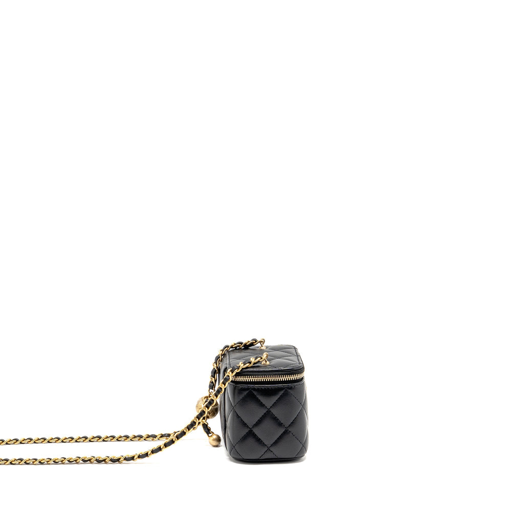 CHANEL PEARL CRUSH MINI VANITY WITH CHAIN LAMBSKIN BLACK GHW (MICROCHIP)