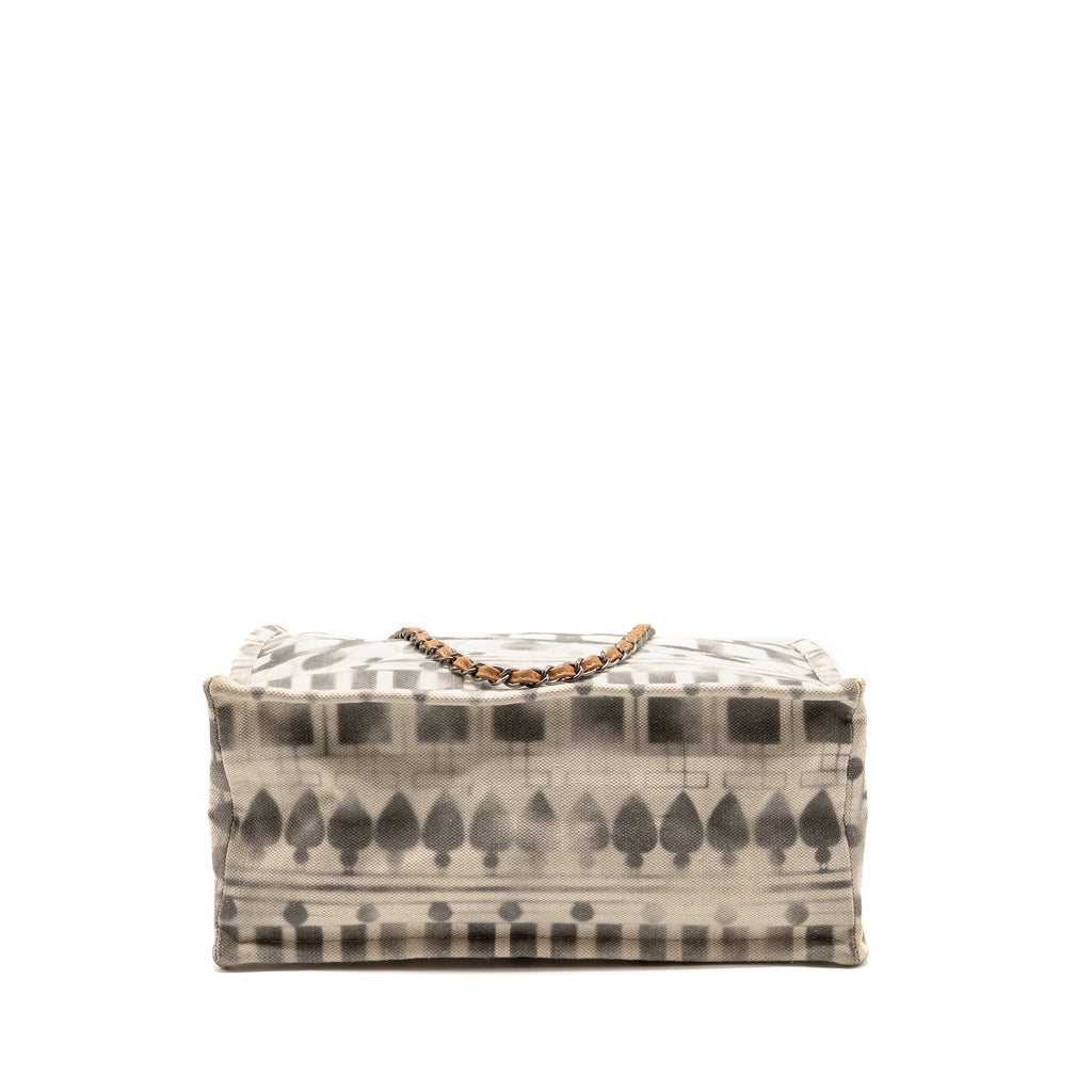 CHANEL ILIAD SHOPPING TOTE BAG PRINTED CANVAS/LEATHER MULTICOLOURED SHW