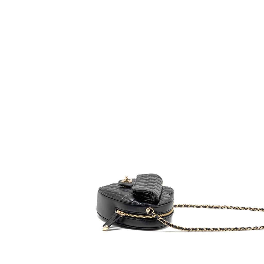 CHANEL 22S HEART BAG LAMBSKIN BLACK LGHW (MICROCHIP)