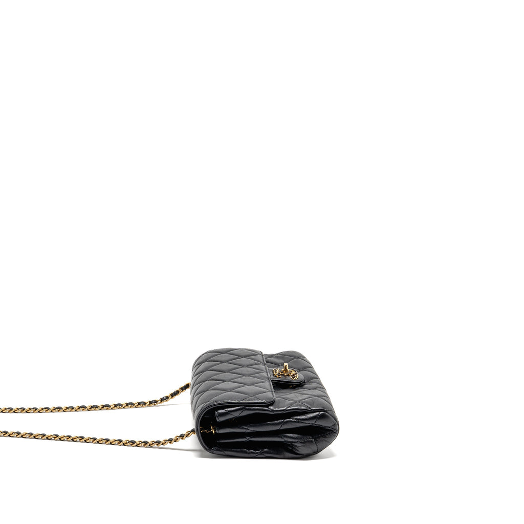 CHANEL 22C QUILTED FLAP BAG LAMBSKIN BLACK GHW (MICROCHIP)