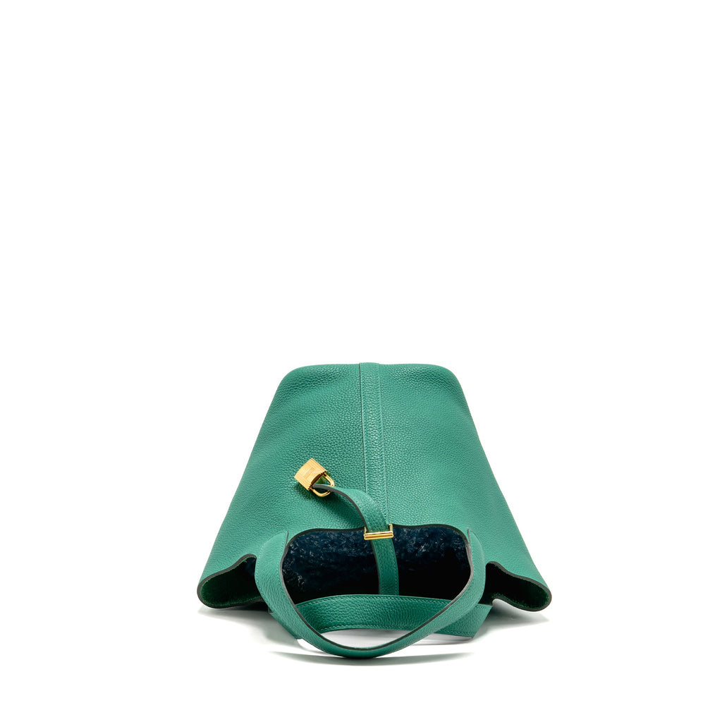 HERMES PICOTIN 18 LOCK BAG TAURILLON MAURICE VERT JADE GHW