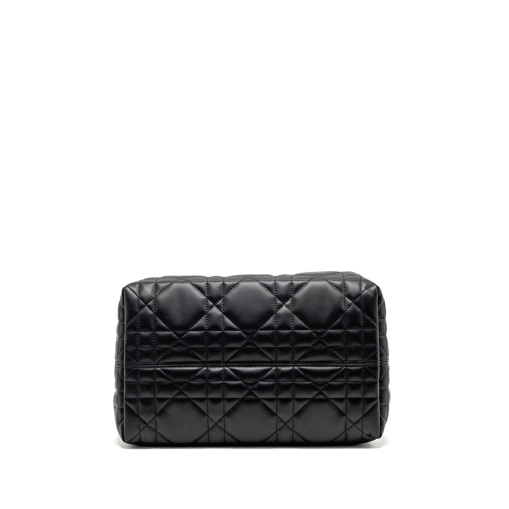 DIOR MEDIUM DIOR TOUJOURS TOTE BAG MACROCANNAGE CALFSKIN BLACK LGHW