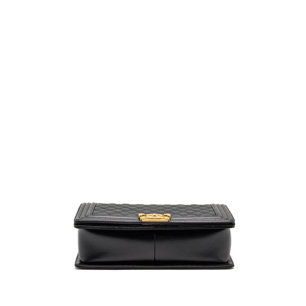 CHANEL NEW MEDIUM BOY BAG CAVIAR BLACK GHW (MICROCHIP)