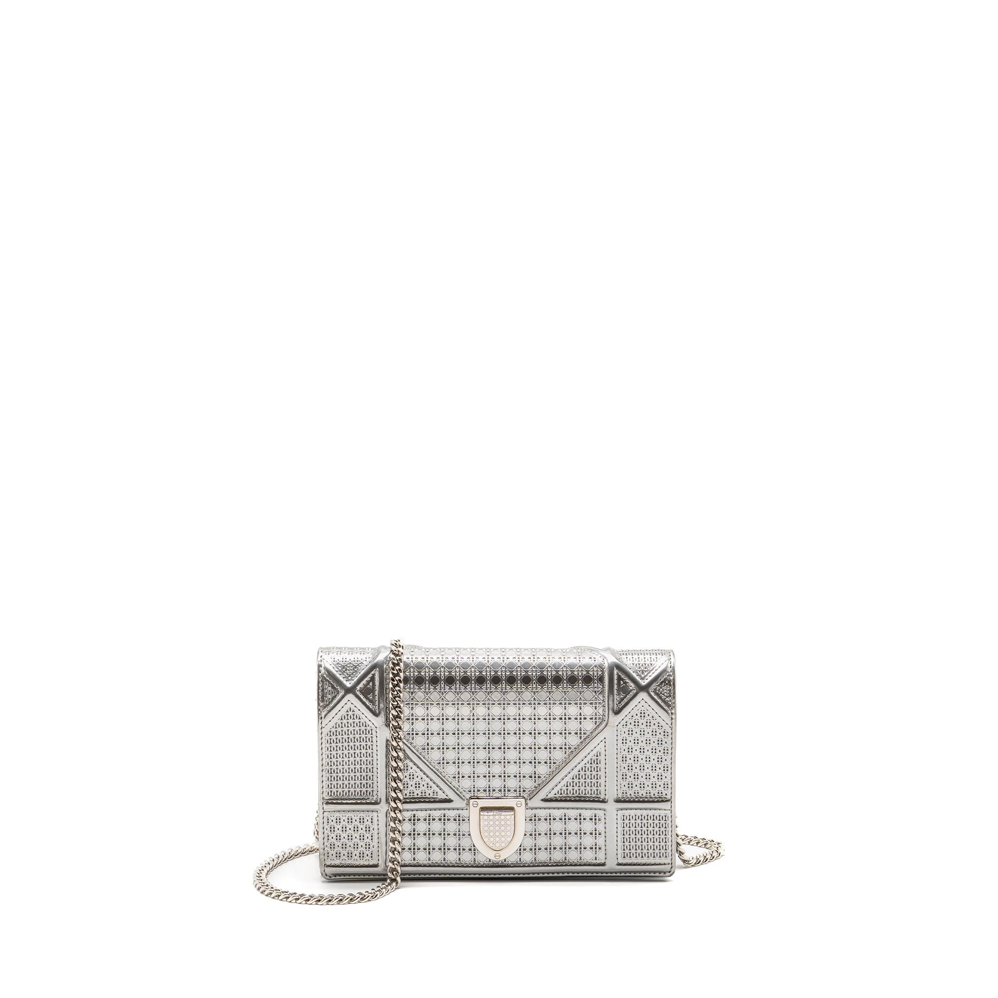DIOR DIORAMA WALLET ON CHAIN CALFSKIN SILVER SHW