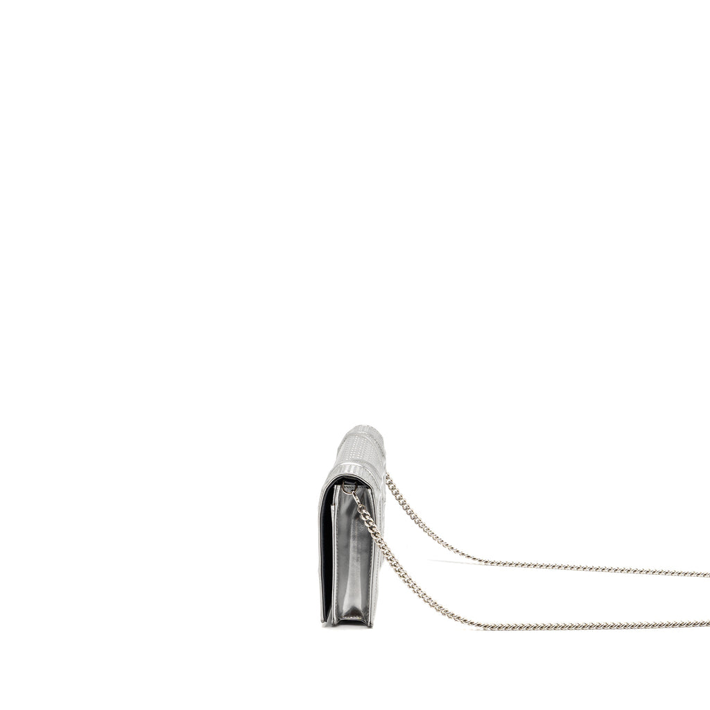 DIOR DIORAMA WALLET ON CHAIN CALFSKIN SILVER SHW