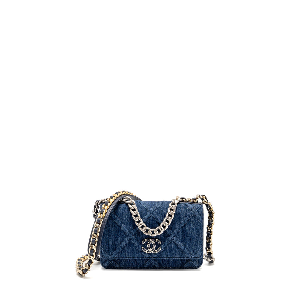 CHANEL 19 WALLET ON CHAIN DENIM DARK BLUE MULTICOLOUR HARDWARE (MICROCHIP)