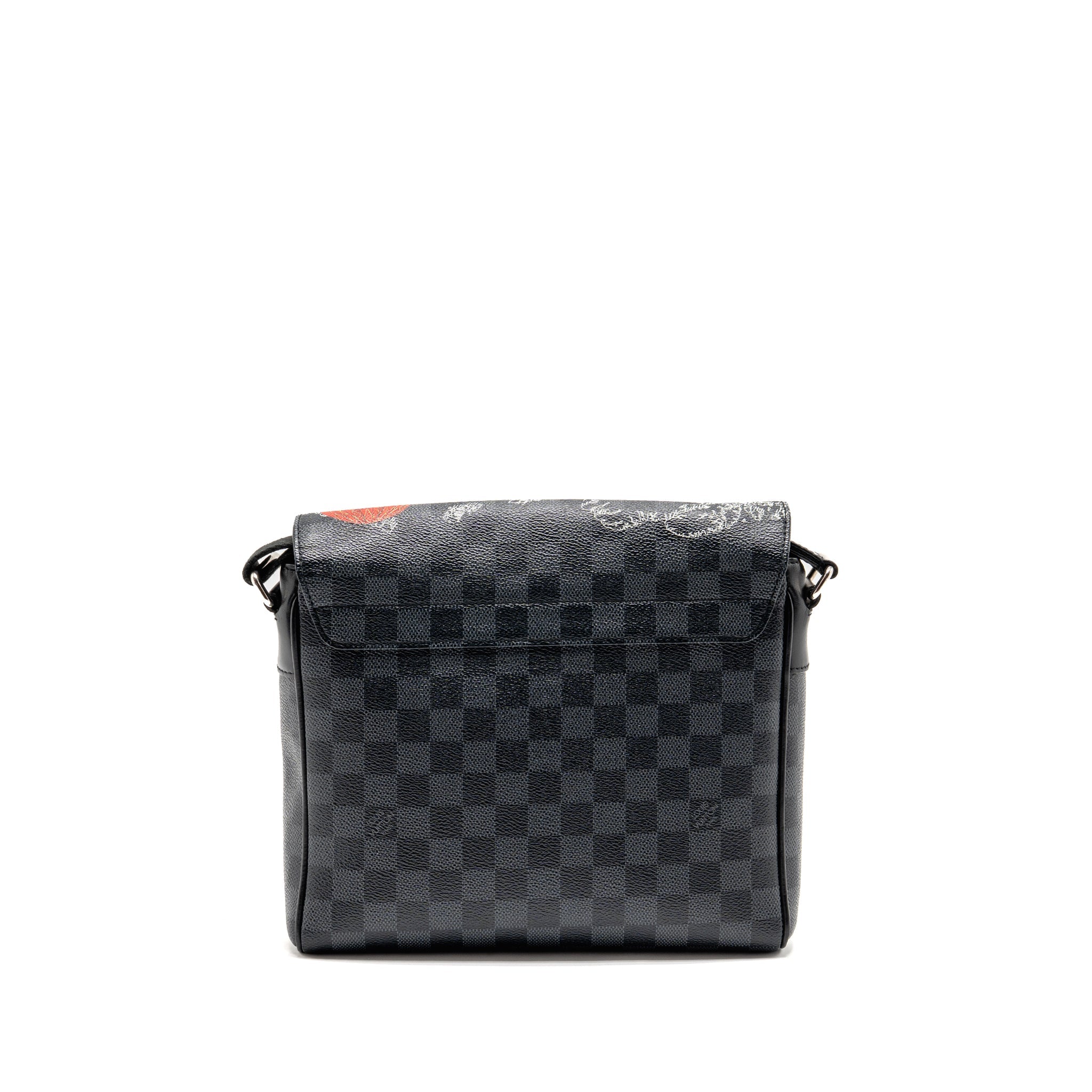 LOUIS VUITTON WORLD MAP DISTRICT MESSENGER BAG DAMIER GRAPHITE CANVAS SHW