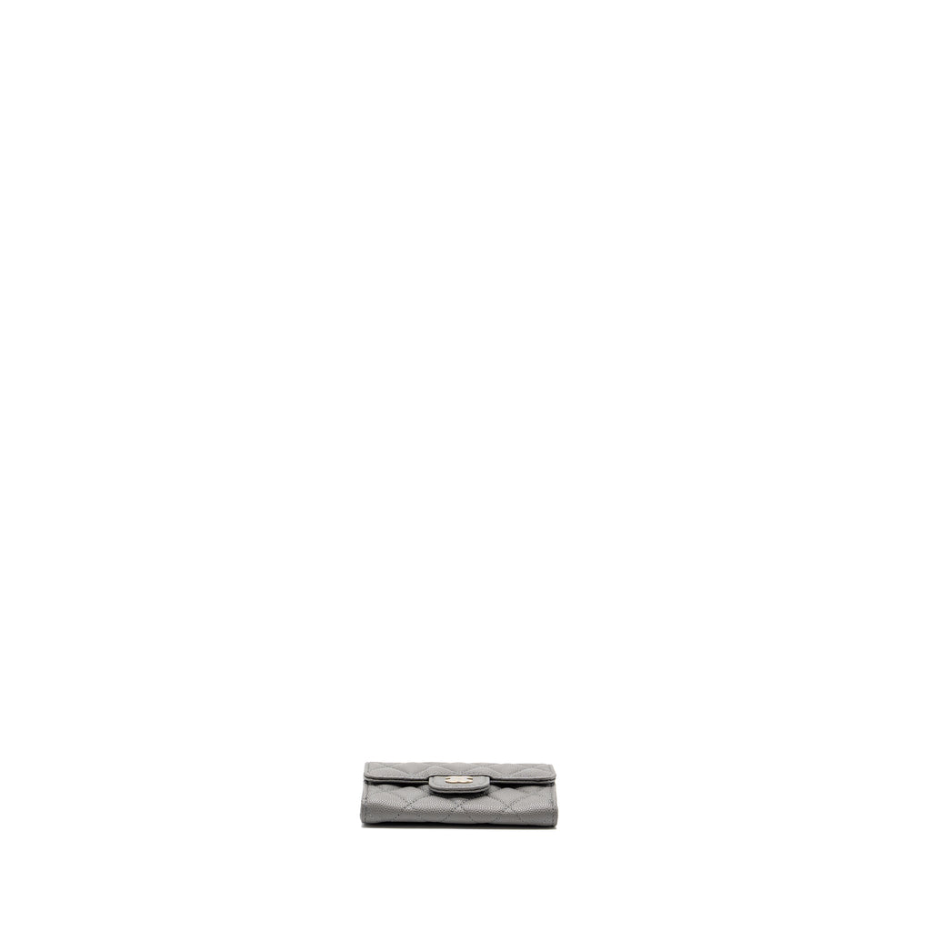 CHANEL CLASSIC FLAP CARD HOLDER CAVIAR GREY LGHW (MICROCHIP)