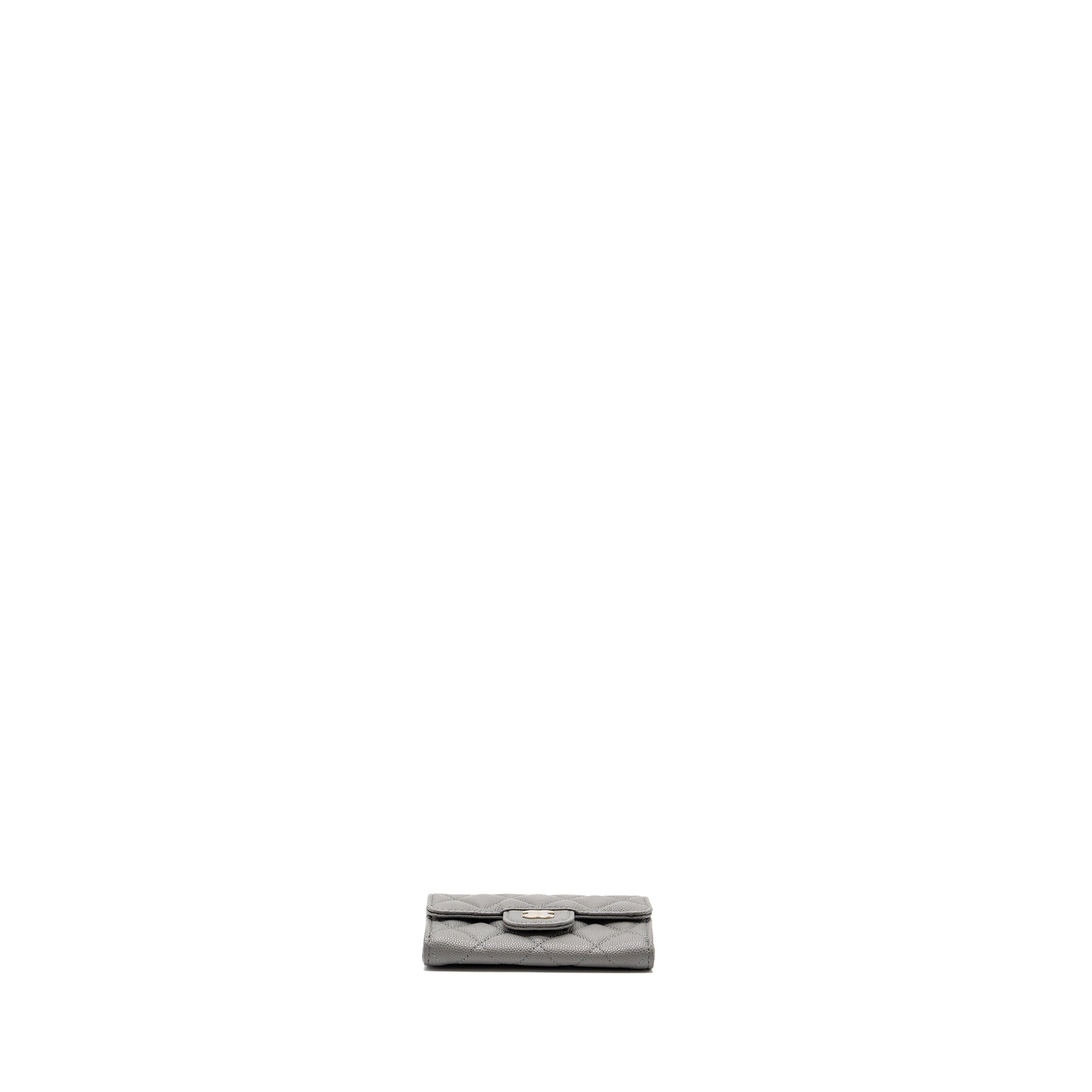 CHANEL CLASSIC FLAP CARD HOLDER CAVIAR GREY LGHW (MICROCHIP)