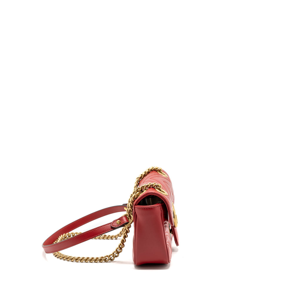 GUCCI SMALL GG MARMONT SHOULDER BAG CALFSKIN RED GHW
