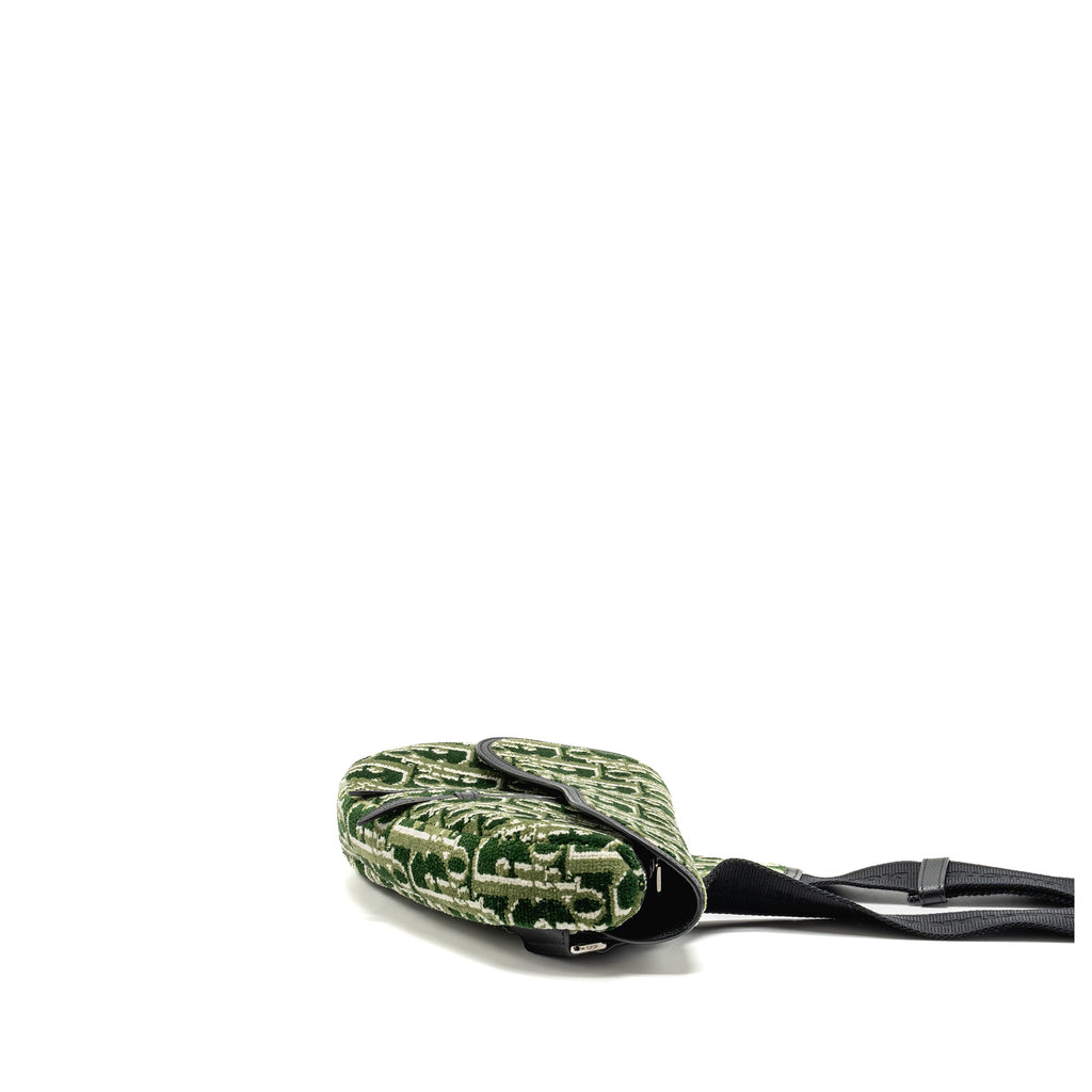 DIOR MEN’S SADDLE BAG FABRIC DIOR OBLIQUE GREEN SHW