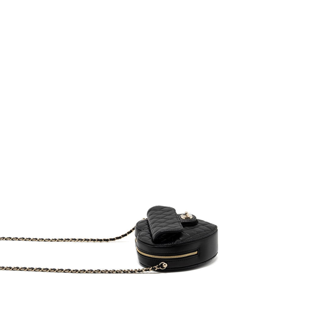 CHANEL 22S HEART BAG LAMBSKIN BLACK LGHW (MICROCHIP)