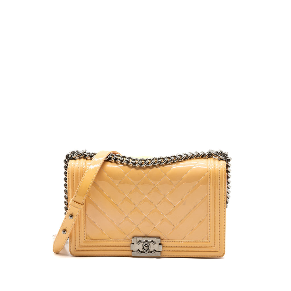 CHANEL NEW MEDIUM BOY BAG PATENT PINK SHW