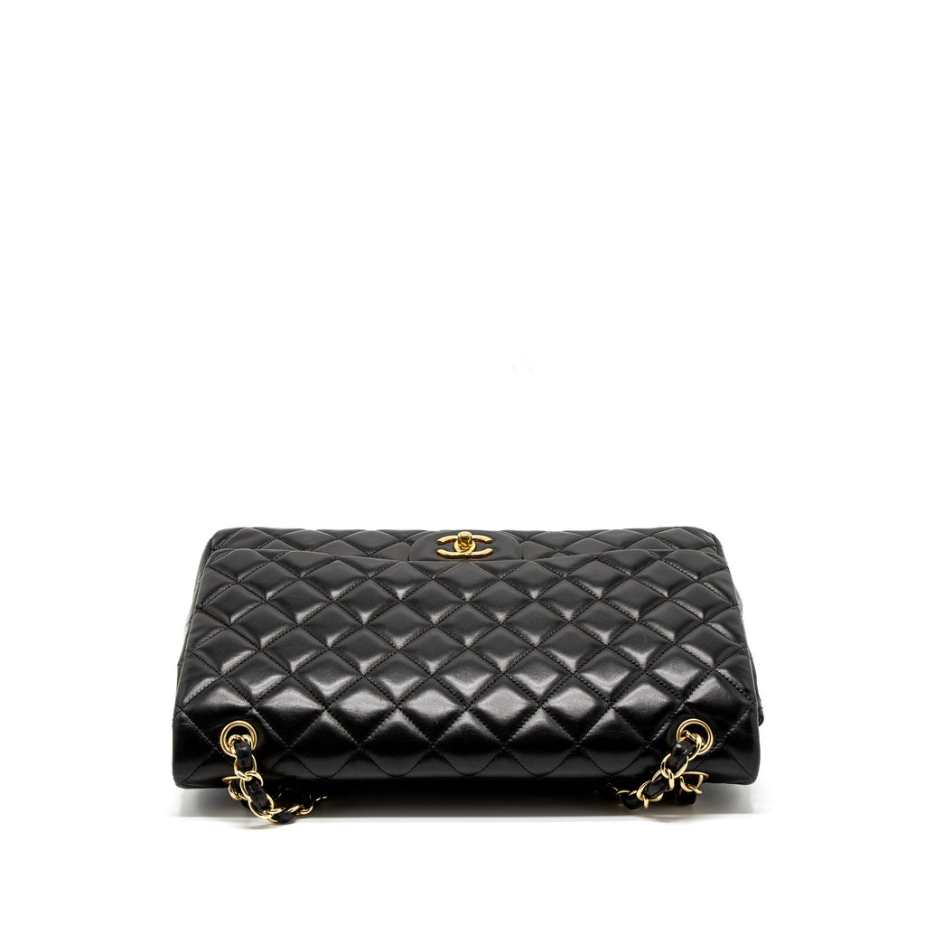 CHANEL MAXI CLASSIC SINGLE FLAP BAG LAMBSKIN BLACK GHW