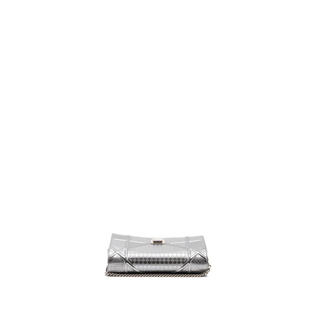DIOR DIORAMA WALLET ON CHAIN PATENT METALLIC SILVER SHW