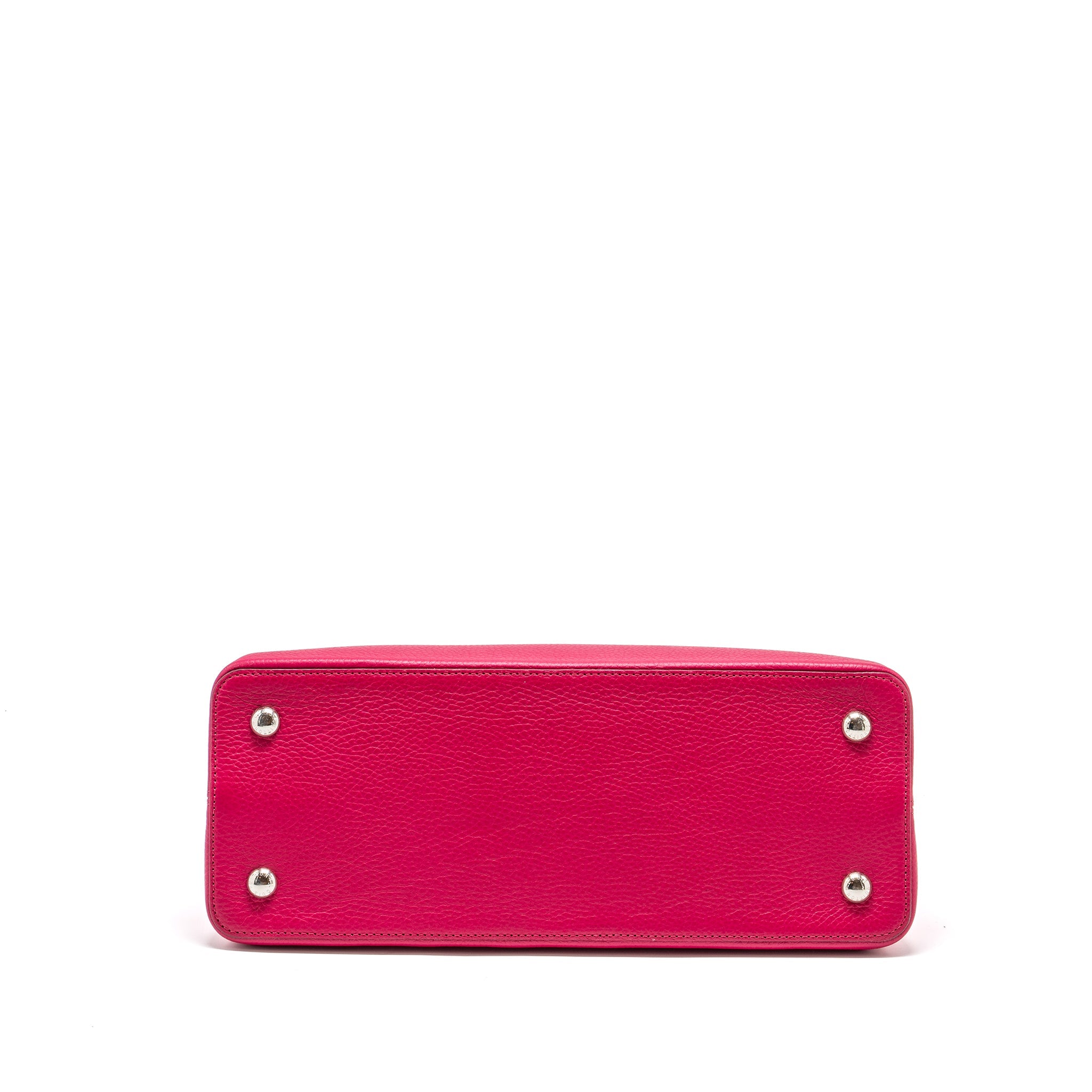 LOUIS VUITTON CAPUCINES TAURILLON HOT PINK SHW