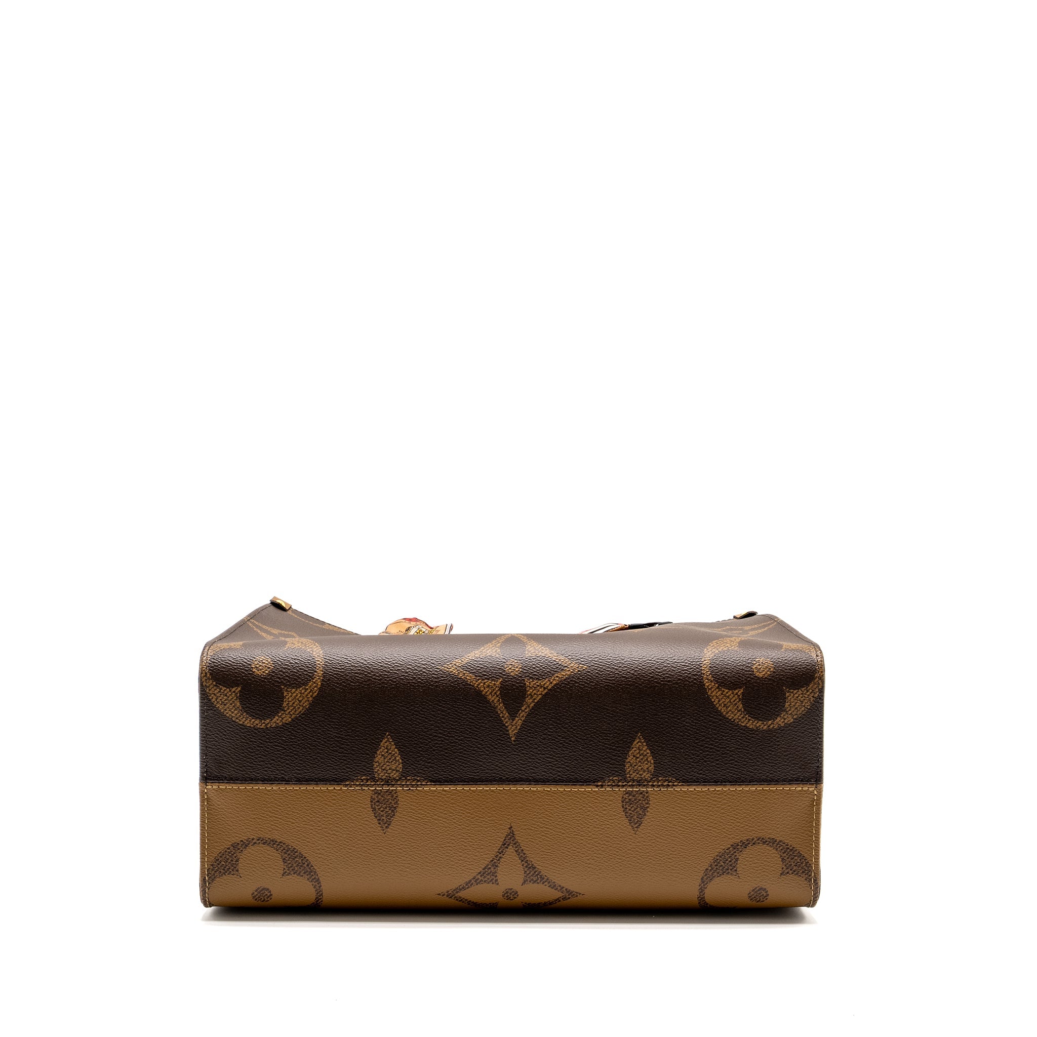 LOUIS VUITTON ONTHEGO MM MONOGRAM CANVAS GHW