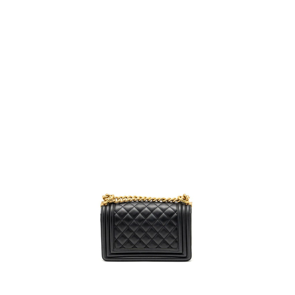 CHANEL SMALL BOY BAG CALFSKIN BLACK GHW (MICROCHIP)