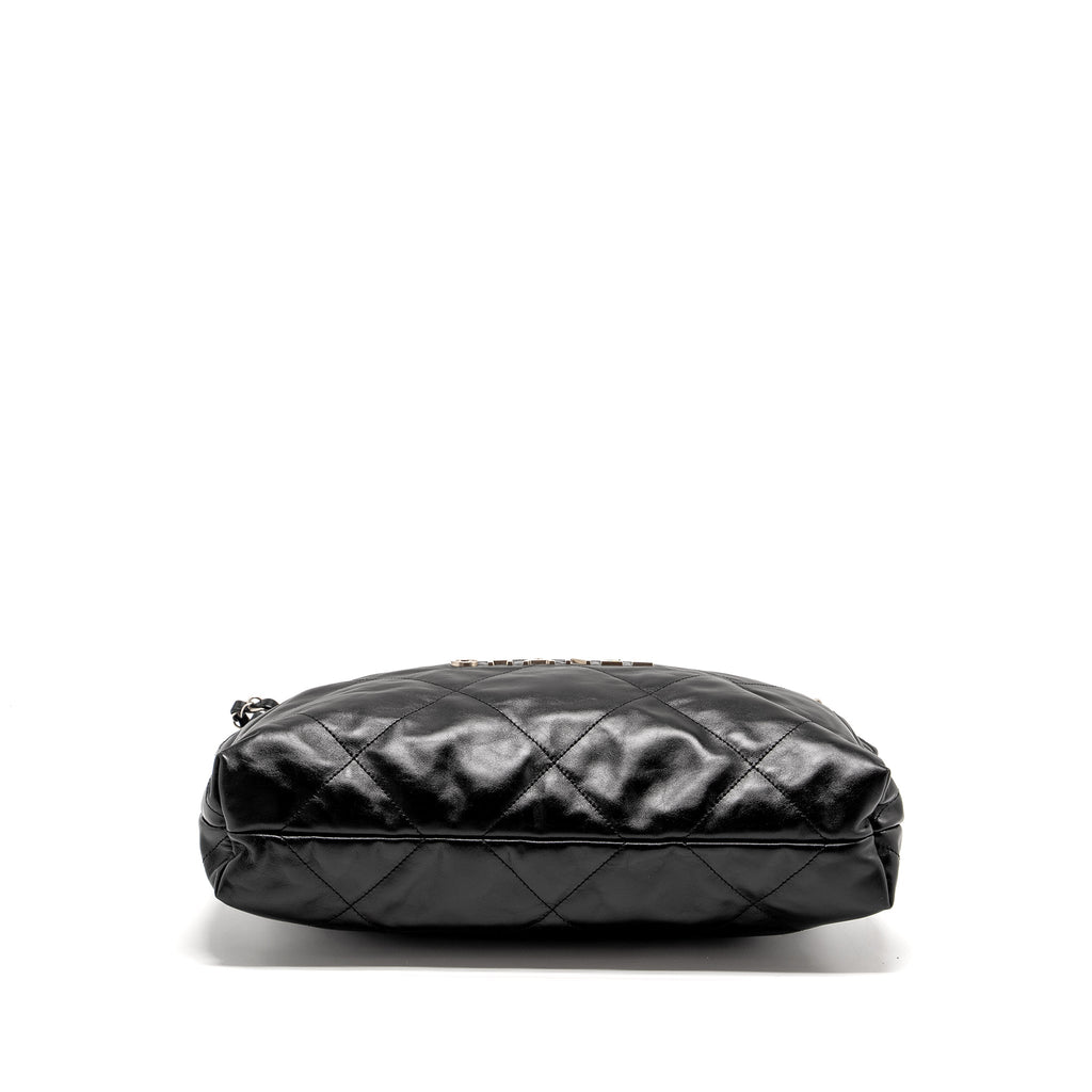 CHANEL MEDIUM 22 SHINY CALFSKIN BLACK SHW (MICROCHIP)