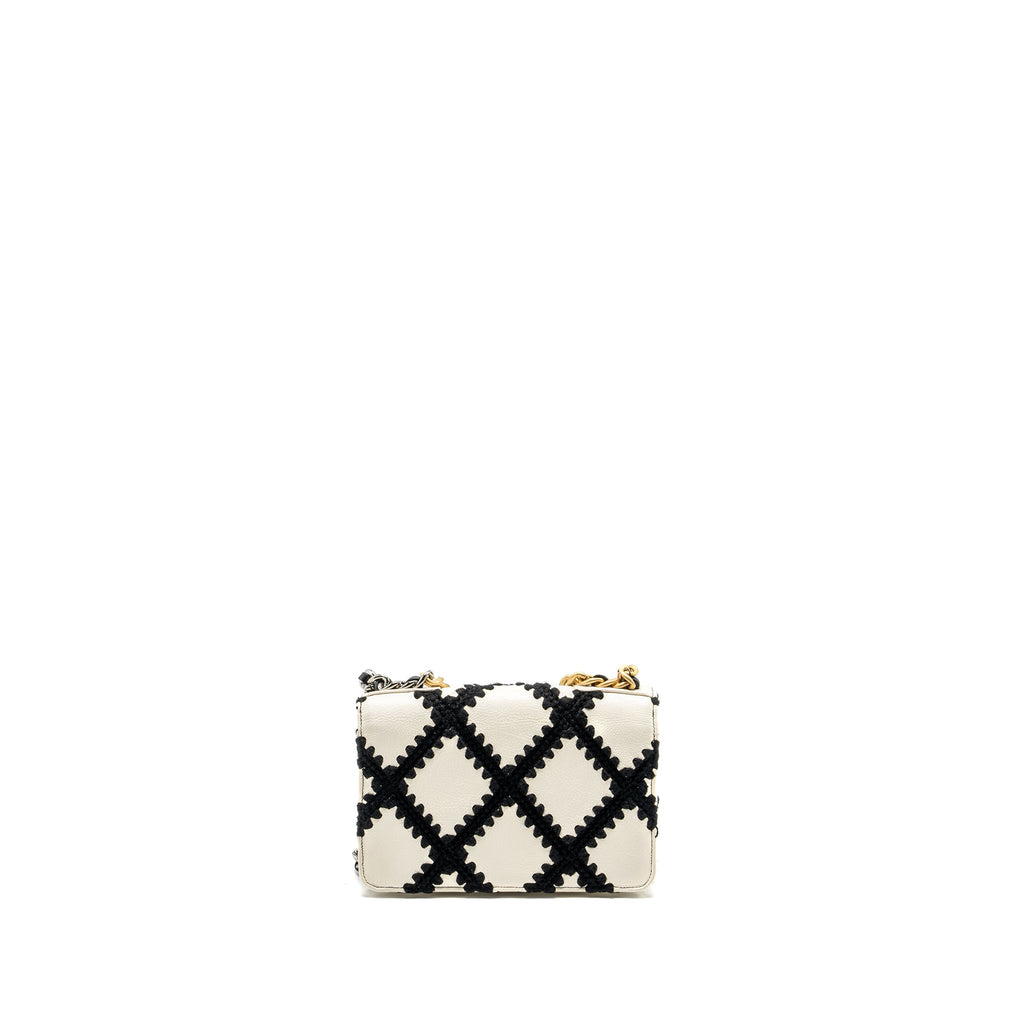 CHANEL 19 WALLET ON CHAIN FABRIC/CALFSKIN WHITE/BLACK MULTICOLOUR HARDWARE