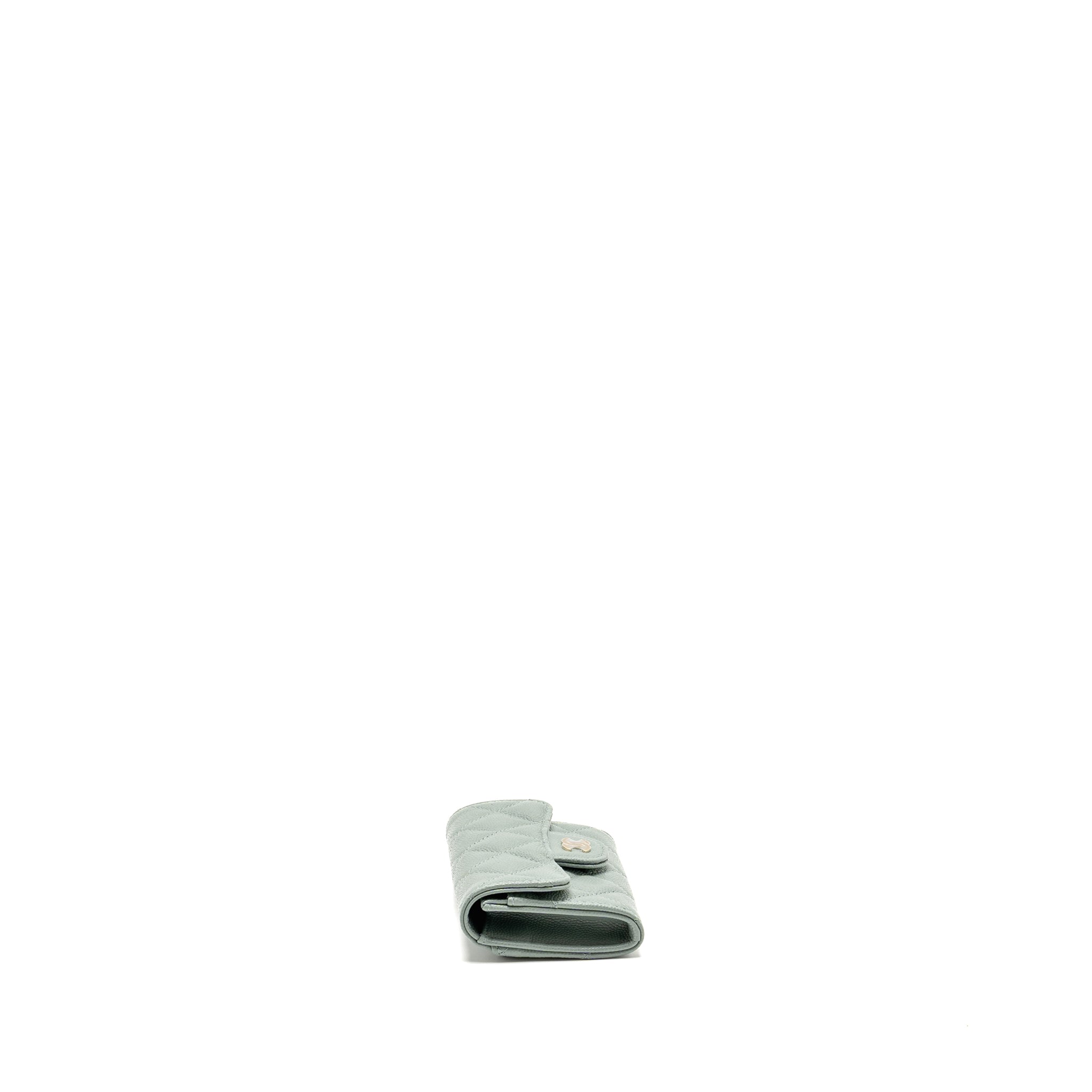 CHANEL CLASSIC FLAP CARD HOLDER CAVIAR LIGHT GREEN LGHW(MICROCHIP)