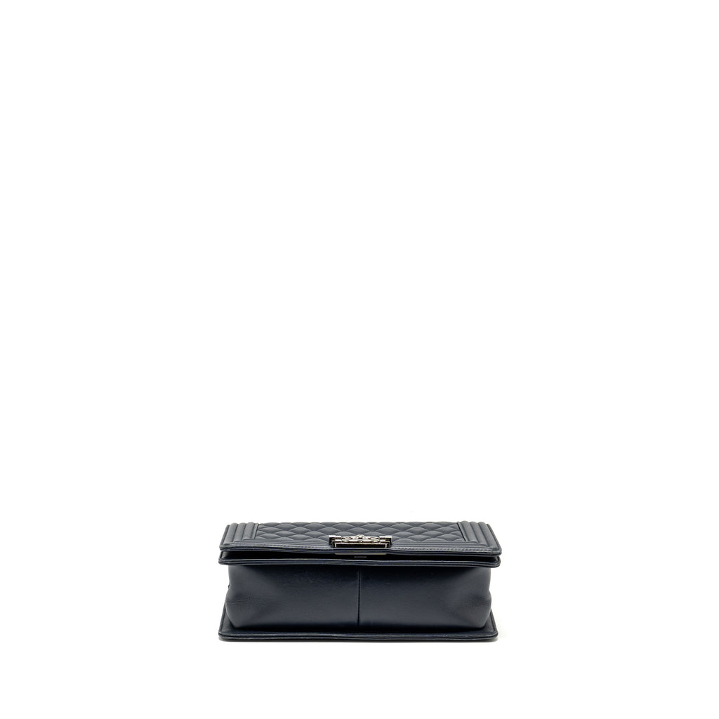 CHANEL MEDIUM BOY BAG CALFSKIN NAVY SHW