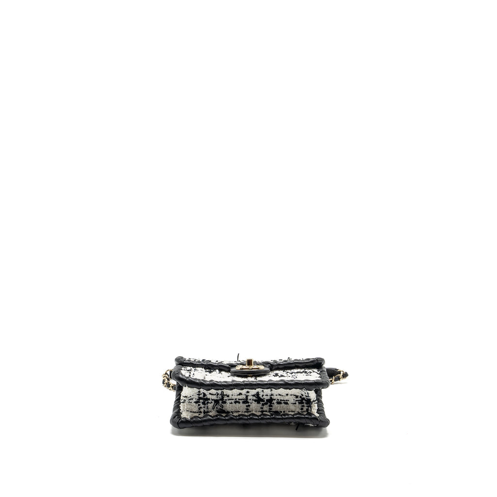 CHANEL SEASONAL MINI SQUARE FLAP BAG TWEED WHITE/BLACK LGHW (MICROCHIP)