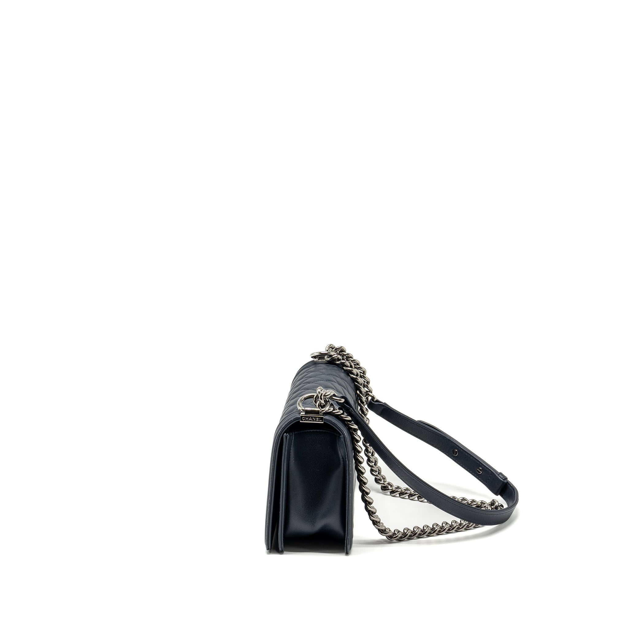 CHANEL MEDIUM BOY BAG CALFSKIN NAVY SHW
