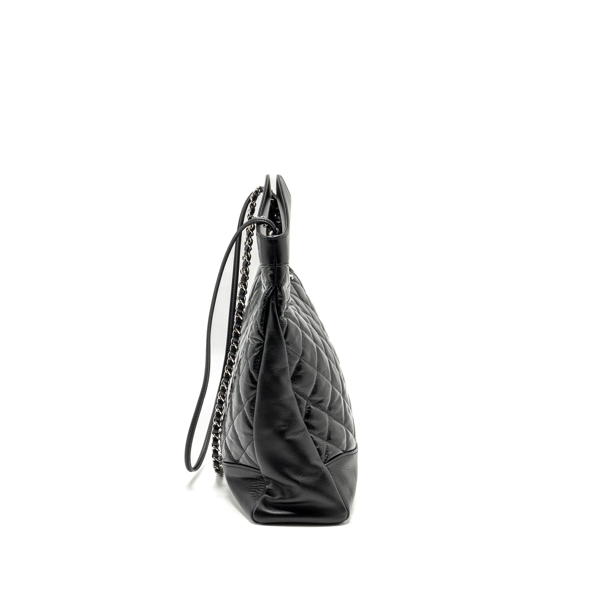 CHANEL 31 BAG CALFSKIN BLACK SHW