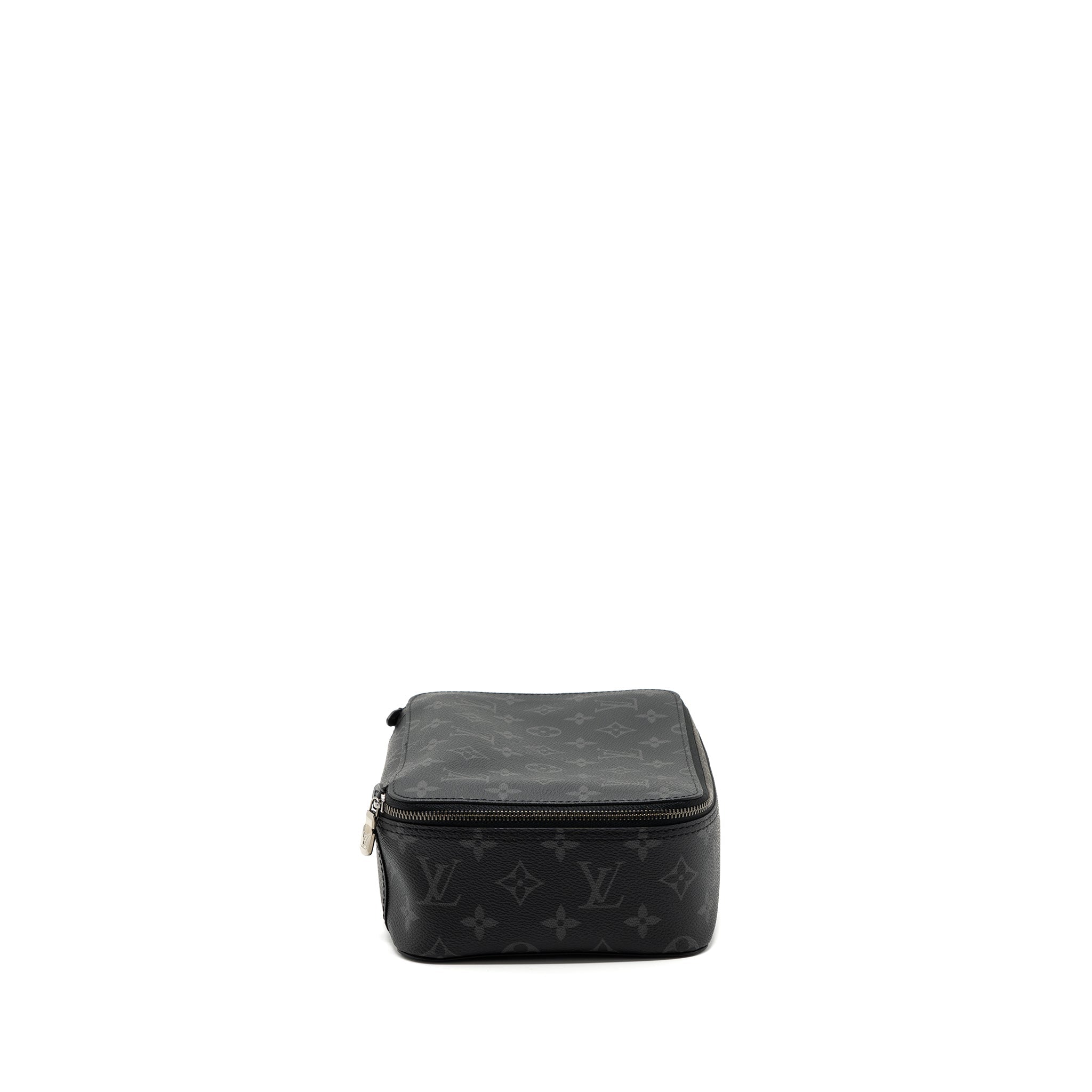 LOUIS VUITTON PACKING CUBE MM MONOGRAM ECLIPSE SHW