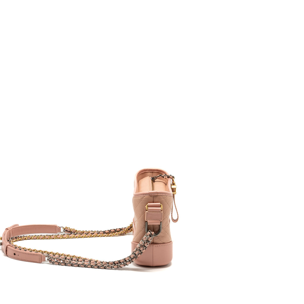 CHANEL SMALL GABRIELLE HOBO BAG CHEVRON AGED CALFSKIN PINK MULTICOLOUR HARDWARE