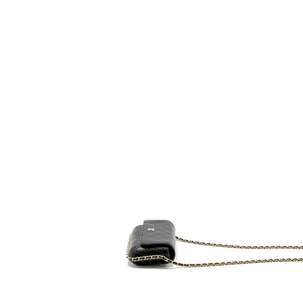 CHANEL 22A PHONE CASE/MINI WALLET ON CHAIN LAMBSKIN BLACK LGHW (MICROCHIP)
