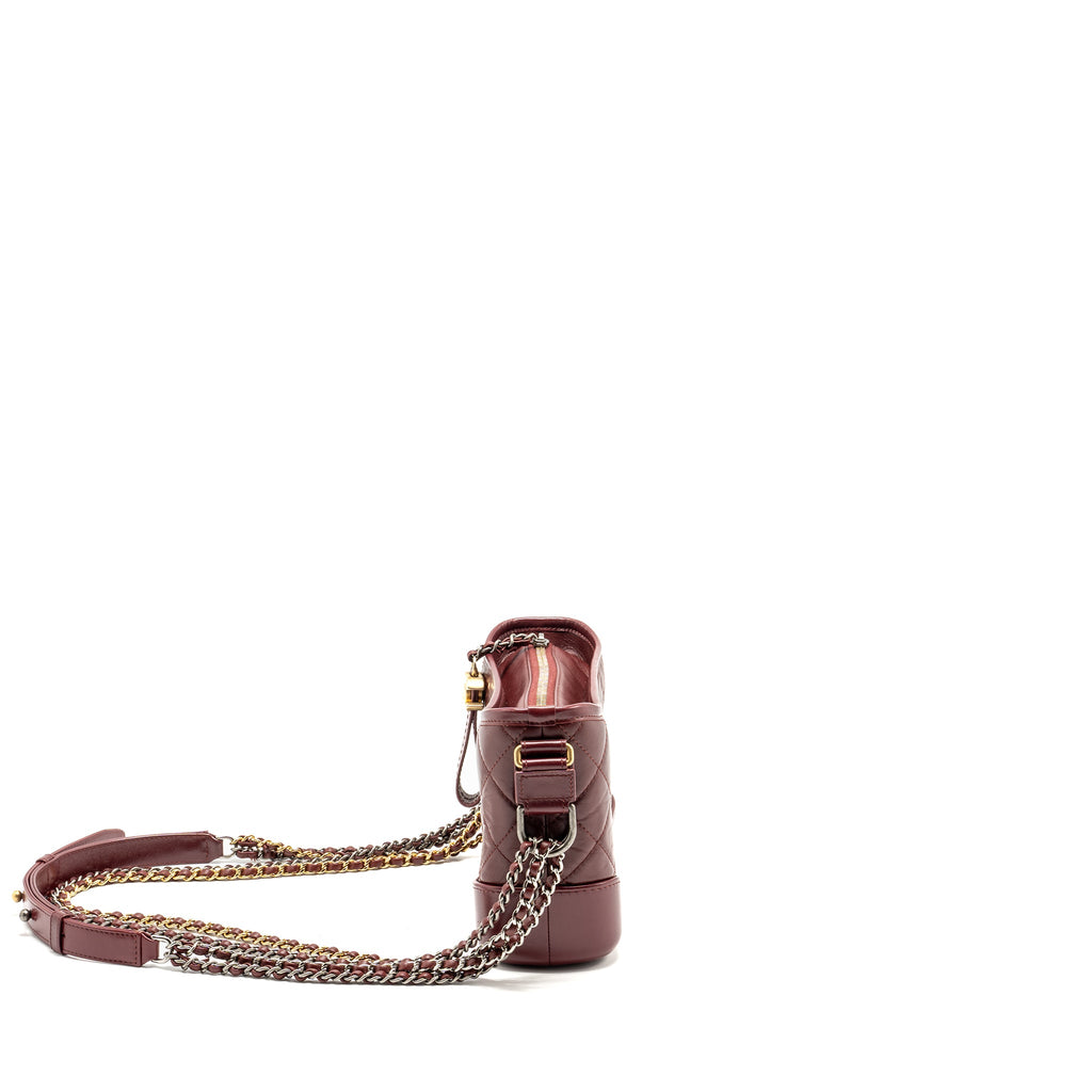 CHANEL SMALL GABRIELLE HOBO BAG CALFSKIN RED MULTICOLOUR HARDWARE